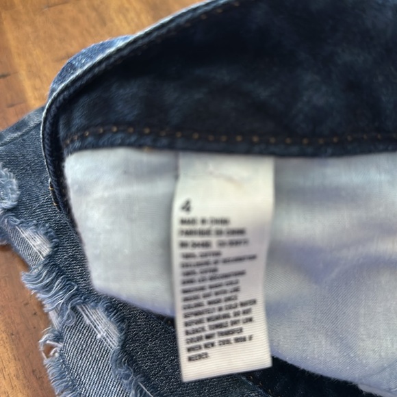 American eagle Jean shorts size 4 - Picture 3 of 3